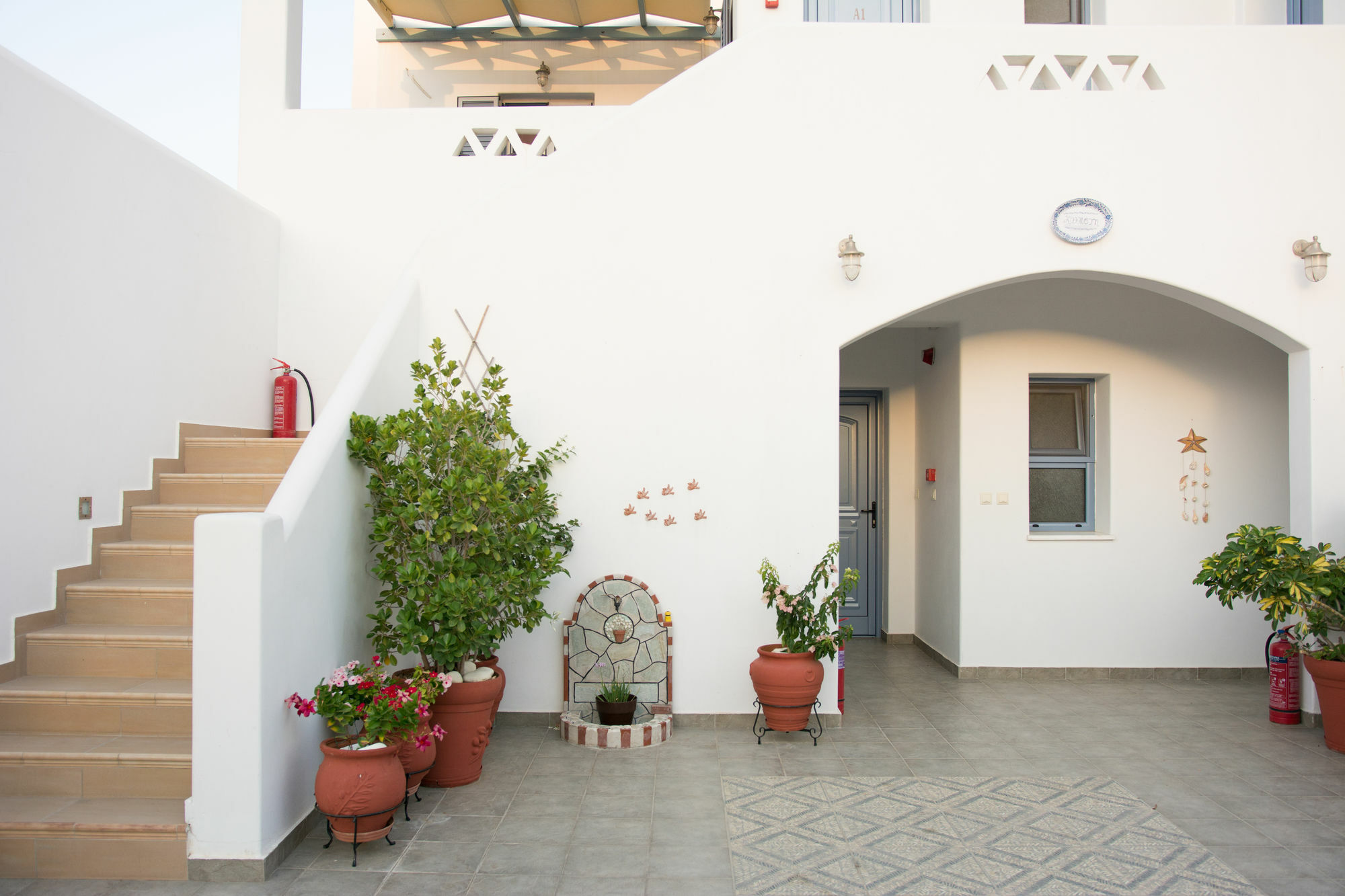 Kallisti Studios & Apartments Skyros Exterior photo
