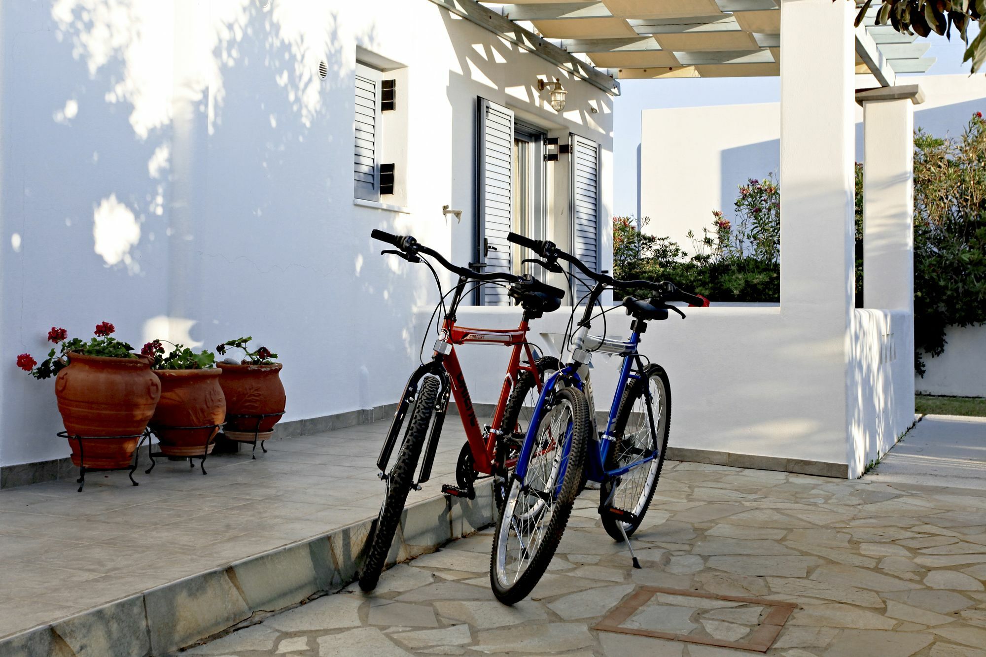 Kallisti Studios & Apartments Skyros Exterior photo